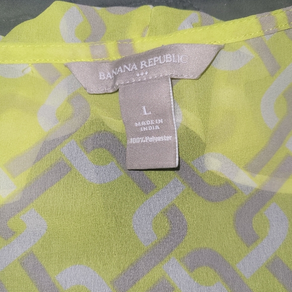 Banana Republic frilly sheer button up large - Picture 3 of 3